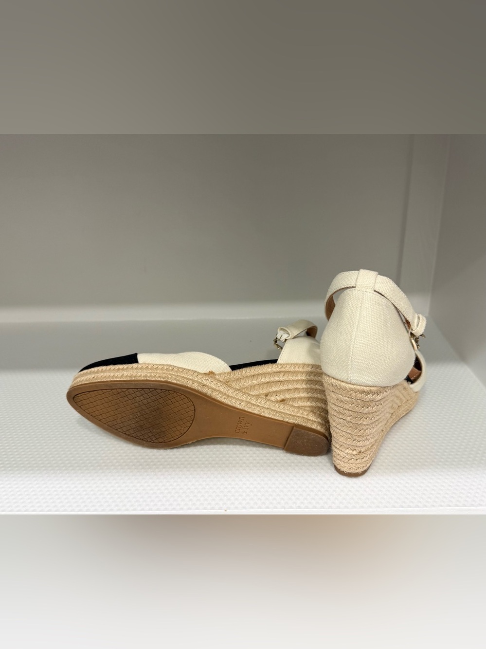 Crown & Ivy Black and Cream Espadrilles with Elegant Design Size 7 M